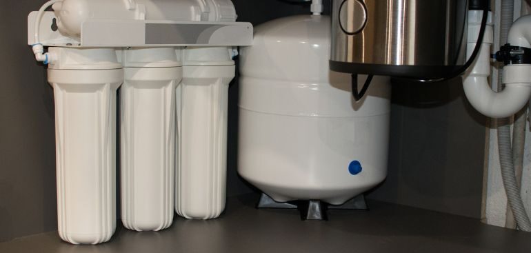 Advantages of an Under-Sink Water Filter System